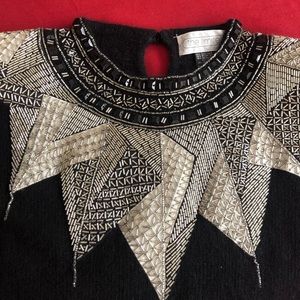 VNTG THE limited embroidered fuzzy sweater